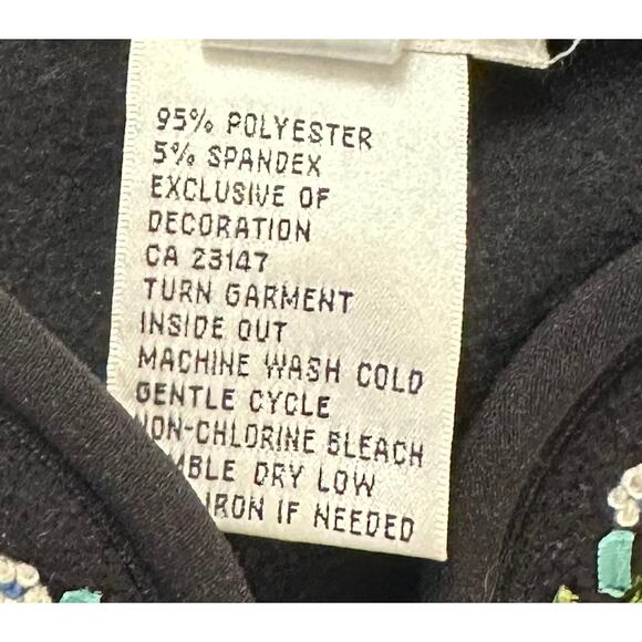 2/$15 Talbots Floral Embroidered Fleece Vest Black Zip Up Sleeveless Size M - Picture 9 of 10